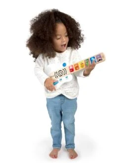 Guitare Magic Touch HAPE Blanc - Hape -Jouets Pour Enfants guitare magic touch hape 4